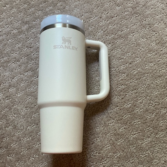 Stanley Accessories - Cream 30oz Stanley tumbler cup